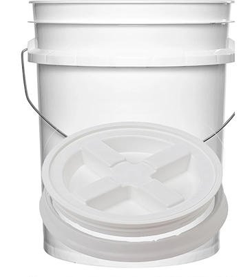 5-gallon bucket with a lid