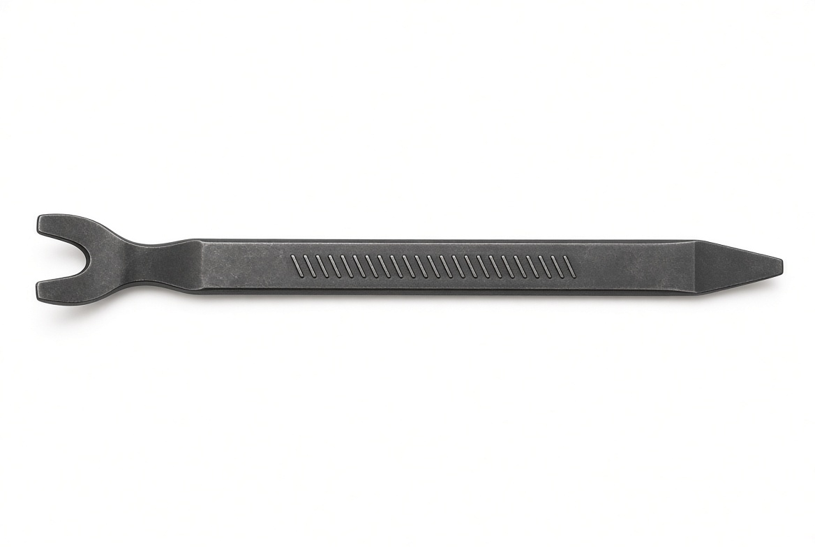 Steel pry bar